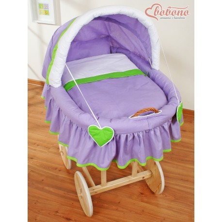 Berceau et parure complète brodée violet
