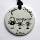 Bijou pendentif personnalisé rond 3 personnages